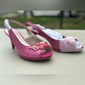 Karen Scott never worn size 11 low heeled women shoes